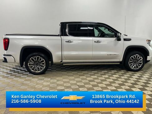 Certified 2024 GMC Sierra 1500 Denali Ultimate AWD/4WD image 4