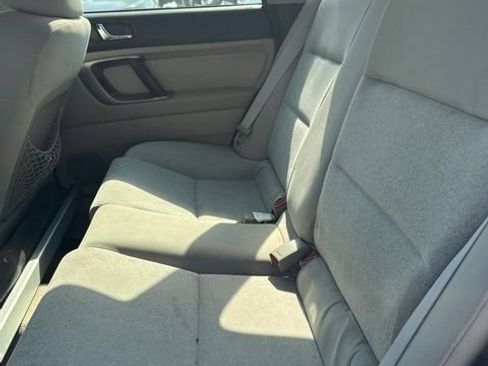 Used 2008 Subaru Outback 2.5i AWD/4WD image 17