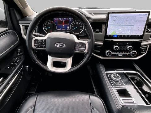 Certified 2024 Ford Expedition XLT RWD image 6