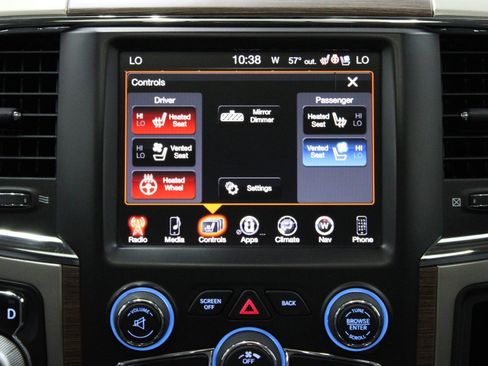 Used 2013 RAM 1500 Laramie w/ Convenience Group image 26