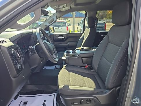 Used 2023 Chevrolet Silverado 1500 Custom Trail Boss w/ LPO, Dark Essentials Package image 7