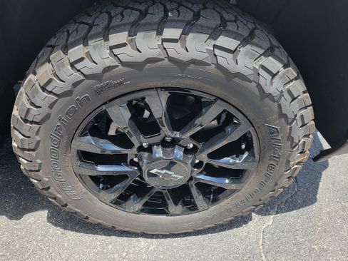 Used 2026 Chevrolet Silverado 2500 LTZ w/ LTZ Plus Package AWD/4WD image 48