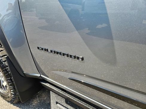 Used 2022 Chevrolet Colorado ZR2 AWD/4WD image 10