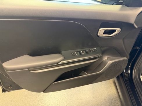 Used 2026 Kia K4 FWD image 9