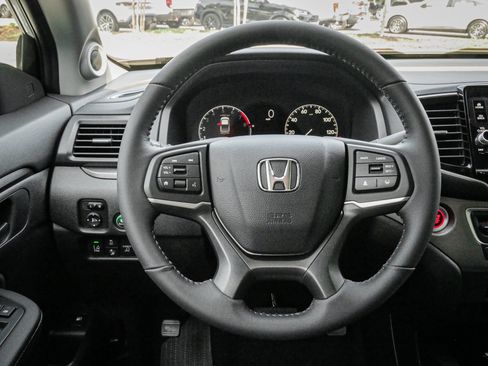 New 2026 Honda Ridgeline Sport image 17