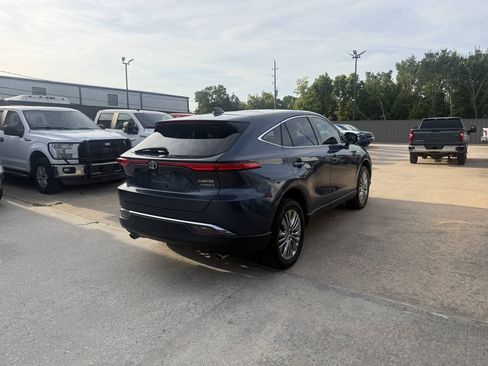 Used 2021 Toyota Venza Limited w/ Advanced Technology Package AWD/4WD image 5