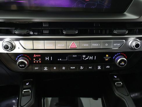 Used 2024 Kia Telluride S w/ S Sunroof Package image 52