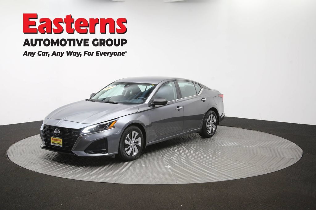 Used 2024 Nissan Altima 2.5 S FWD image 54