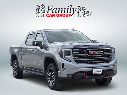 Used 2025 GMC Sierra 1500 AT4 w/ AT4 Premium Package AWD/4WD image 2