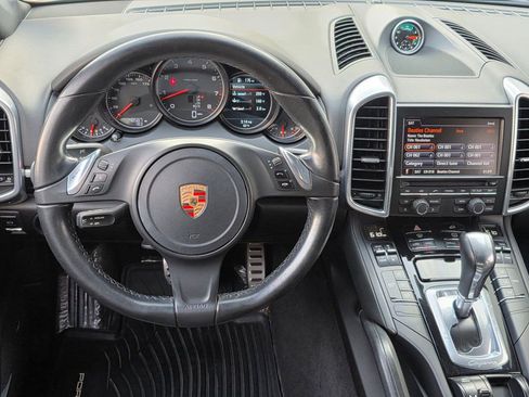 Used 2014 Porsche Cayenne 2014 PORSCHE CAYENNE SPORT DES image 45
