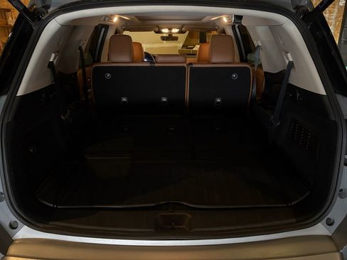 Used 2024 Nissan Pathfinder Platinum w/ Cargo Package image 20