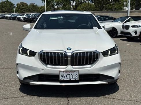 Used 2026 BMW 530i RWD image 4
