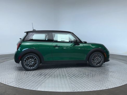 New 2026 MINI Cooper 2-Door Hardtop FWD image 9