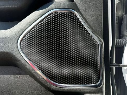 Used 2024 RAM 1500 Laramie image 14