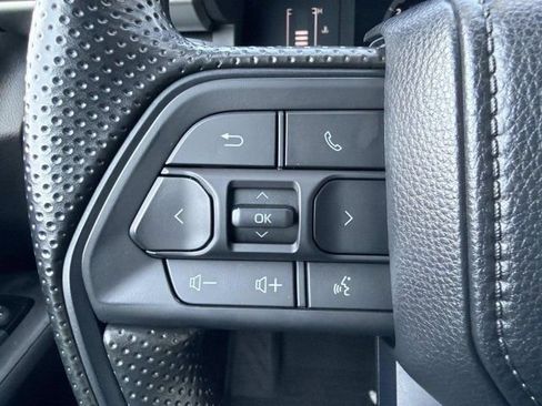Used 2024 Toyota Tacoma SR AWD/4WD image 24