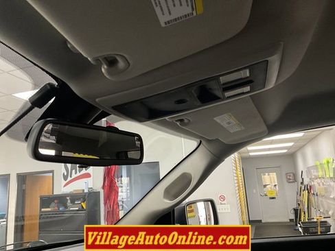 Used 2015 RAM 1500 Express image 20