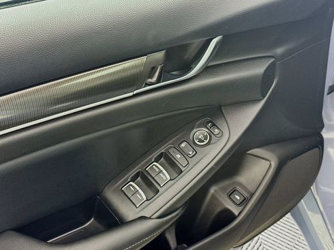 Used 2022 Honda Accord Sport image 14