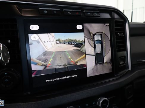 Certified 2024 Ford F350 Platinum image 23