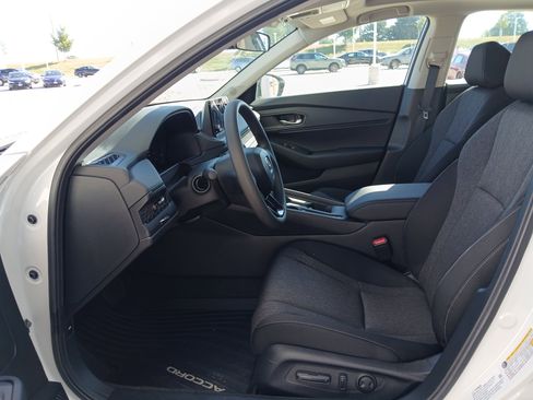 New 2025 Honda Accord LX image 7