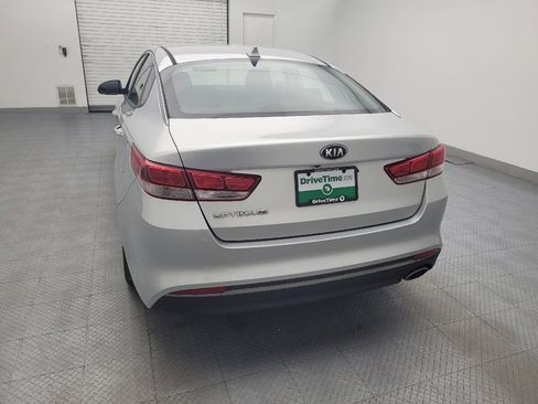 Used 2016 Kia Optima LX image 6