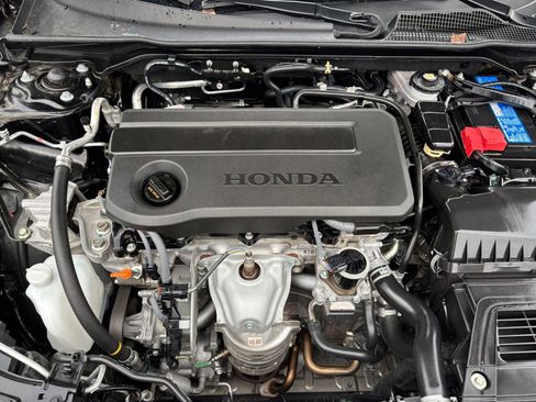 Used 2025 Honda Civic Sport image 30