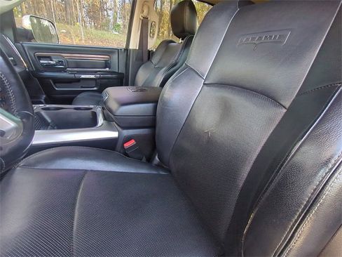 Used 2017 RAM 2500 Laramie image 27