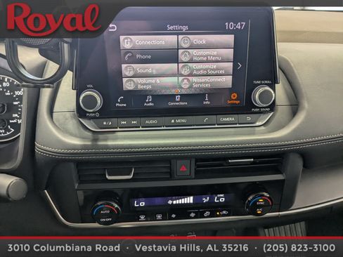 Used 2023 Nissan Rogue SV AWD/4WD image 20