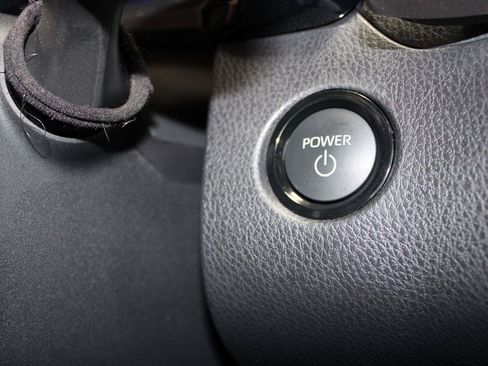 Used 2025 Toyota Camry XSE FWD image 27