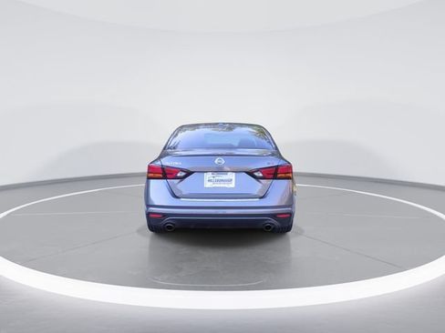Used 2021 Nissan Altima 2.5 SR w/ SR Premium Package FWD image 7