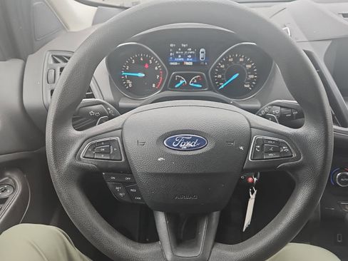 Certified 2017 Ford Escape SE w/ Equipment Group 201A AWD/4WD image 15