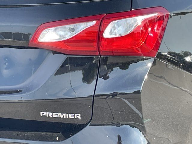 Used 2021 Chevrolet Equinox Premier FWD image 6