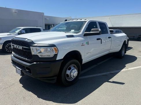 Used 2022 RAM 3500 Tradesman AWD/4WD image 4