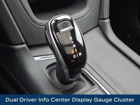Used 2022 Cadillac XT5 Premium Luxury AWD/4WD image 23