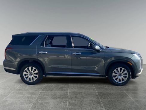 Used 2024 Hyundai Palisade SEL FWD image 6