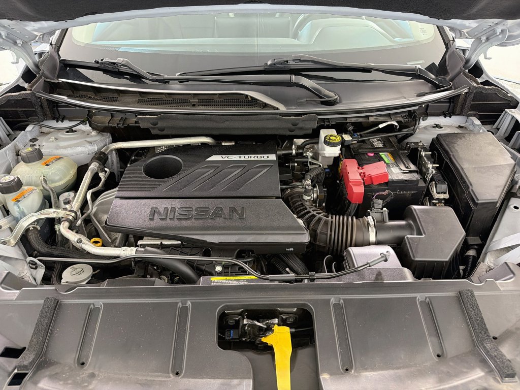 Used 2024 Nissan Rogue SL FWD image 32