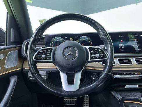 Used 2021 Mercedes-Benz GLS 580 4MATIC image 21