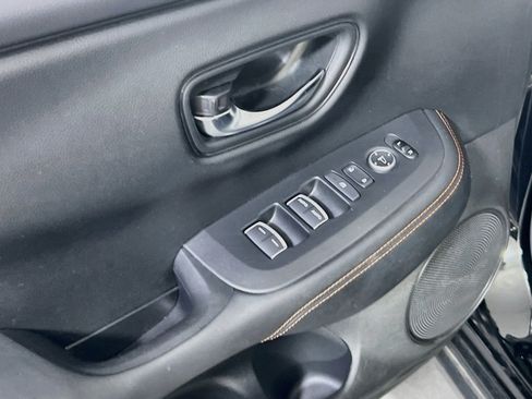 Used 2023 Honda HR-V Sport image 17