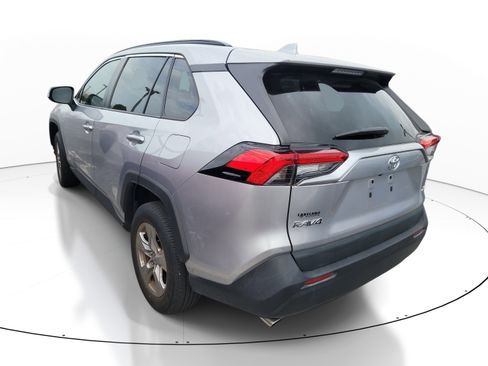 Used 2024 Toyota RAV4 XLE w/ Convenience Package FWD image 5