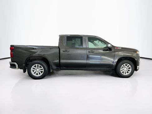 Used 2021 Chevrolet Silverado 1500 LT w/ Z71 Off-Road Package AWD/4WD image 10