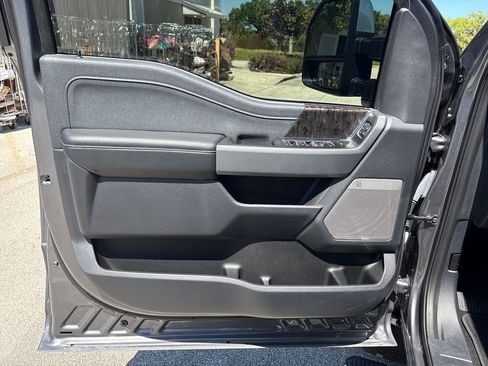 Certified 2024 Ford F350 Lariat w/ Lariat Ultimate Package image 28