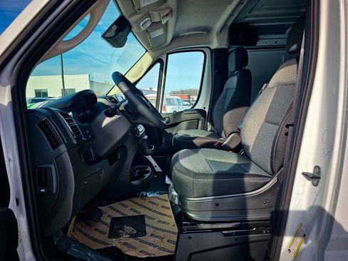 New 2026 RAM ProMaster 2500 w/ Convenience Group image 12
