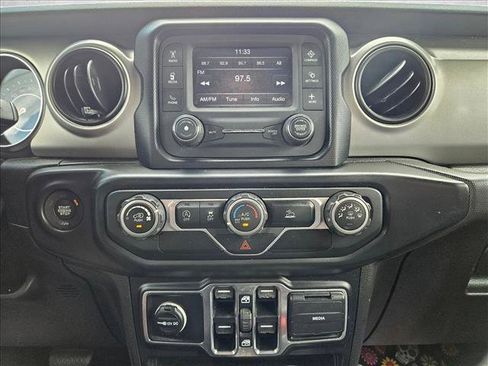 Used 2020 Jeep Gladiator Sport w/ Quick Order Package 24S AWD/4WD image 15