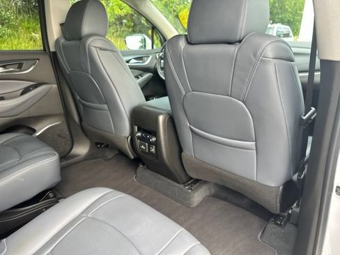 Used 2021 Buick Enclave Essence w/ Sound and Sites Package AWD/4WD image 49