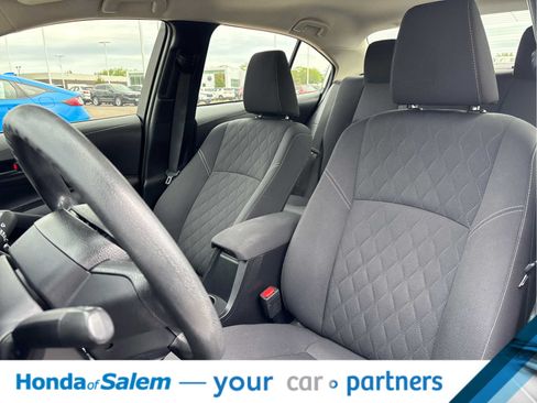 Used 2023 Toyota Corolla LE FWD image 11
