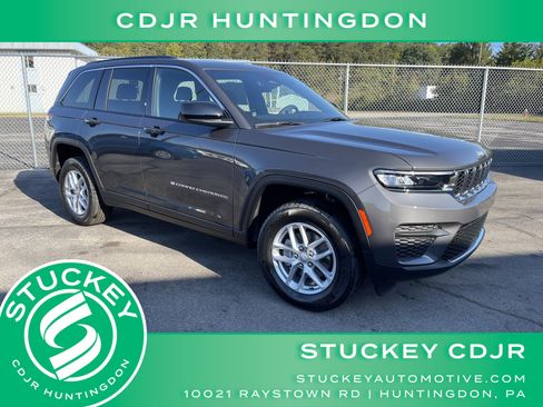 New 2025 Jeep Grand Cherokee Laredo X image 1