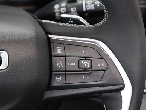 Used 2025 Jeep Grand Cherokee L Laredo w/ Luxury Tech Group I RWD image 25