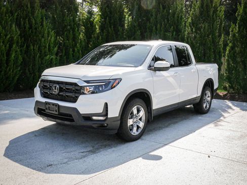 Used 2025 Honda Ridgeline RTL image 5