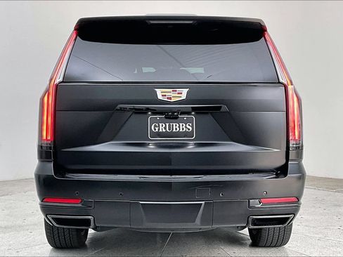 Used 2025 Cadillac Escalade Sport Platinum AWD/4WD image 5