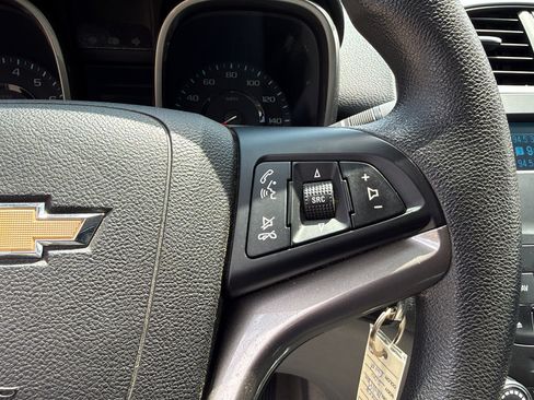 Used 2015 Chevrolet Malibu LS w/ Protection Package FWD image 21