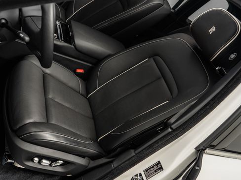 Used 2020 Rolls-Royce Cullinan image 24